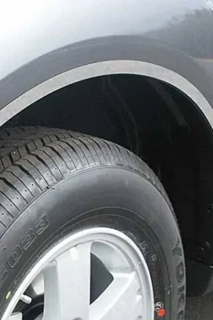 Crafted MITSUBISHI OUTLANDER 4dr QAA Stainless 4pcs Wheel Well Accent WQ27010