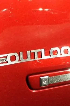 Top Rated SATURN OUTLOOK 4dr QAA Stainless 2pcs Graphic/Logo/emblem SGR47425