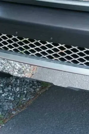 Free Shipping TOYOTA FJ CRUISER 4dr QAA Stainless 2pcs Grille Accent SG27141