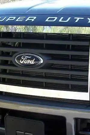 Factory Price F-250 and F-350 SUPER DUTY 2/4dr QAA Stainless 6pcs Grille Accent SG48320