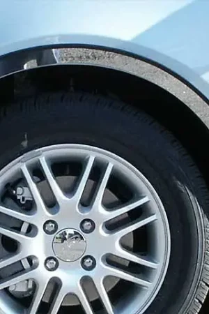 FORD FOCUS 4dr QAA Stainless 4pcs Wheel Well Accent WQ48345 Mega Sale