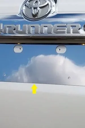 Factory Price TOYOTA 4RUNNER 4dr QAA Stainless 1pcs License Plate Bezel LP10177