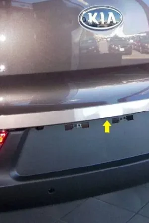 KIA SPORTAGE 4dr QAA Stainless 1pcs Rear Deck Accent RD11835 Budget