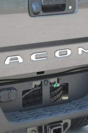 Brand New TOYOTA TACOMA 2/4dr QAA Stainless 6pcs Graphic/Logo/emblem SGR16175