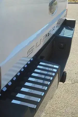 Weekend Sale F-250 and F-350 SUPER DUTY 2dr QAA Stainless 18pc Rear Bumper Trim BI57320