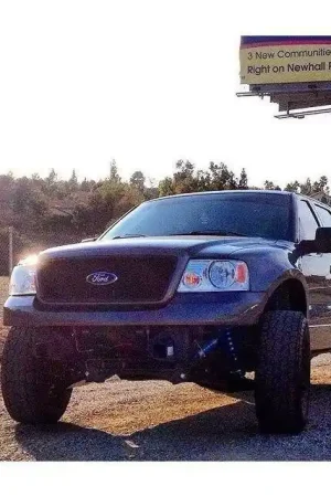 Editor’s Pick Ford F-150 4" Flare 3" Rise Adv Fiber Body Kit- Fenders AFC 84