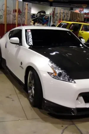 Direct From Factory Nissan 370Z OE Seibon Carbon Fiber Body Kit- Hood!!! HD0910NS370-OE