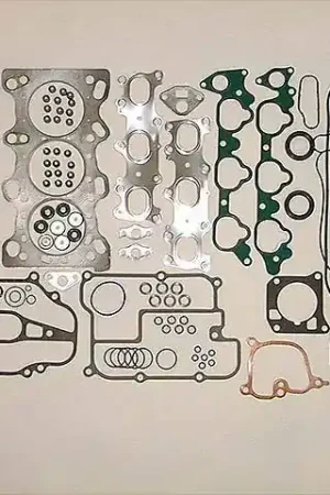 Brand New Cylinder Head Gasket Set